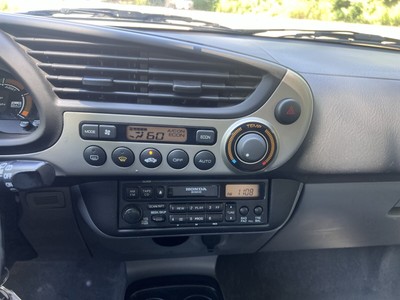 image 4 of interior