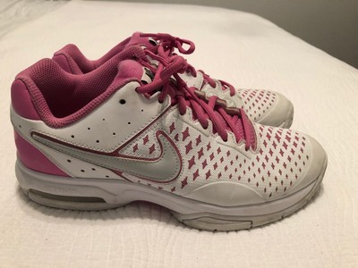 nike pink tennis