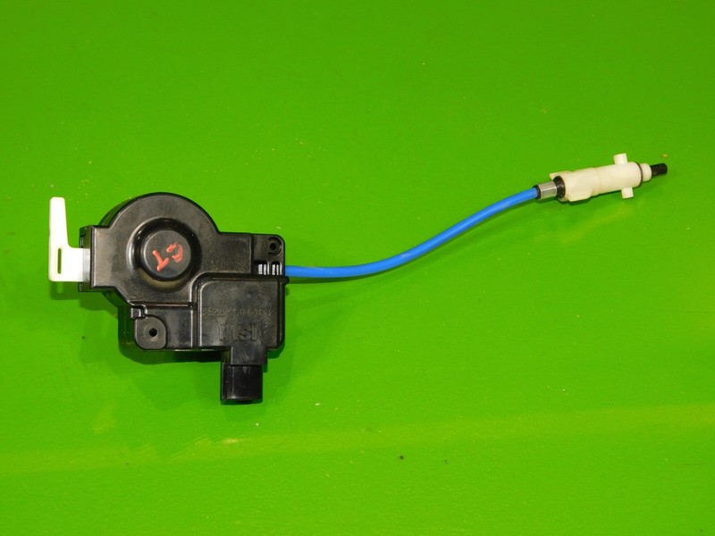 06-13 IS250 IS350 OEM fuel gas access lid door popper opener release
