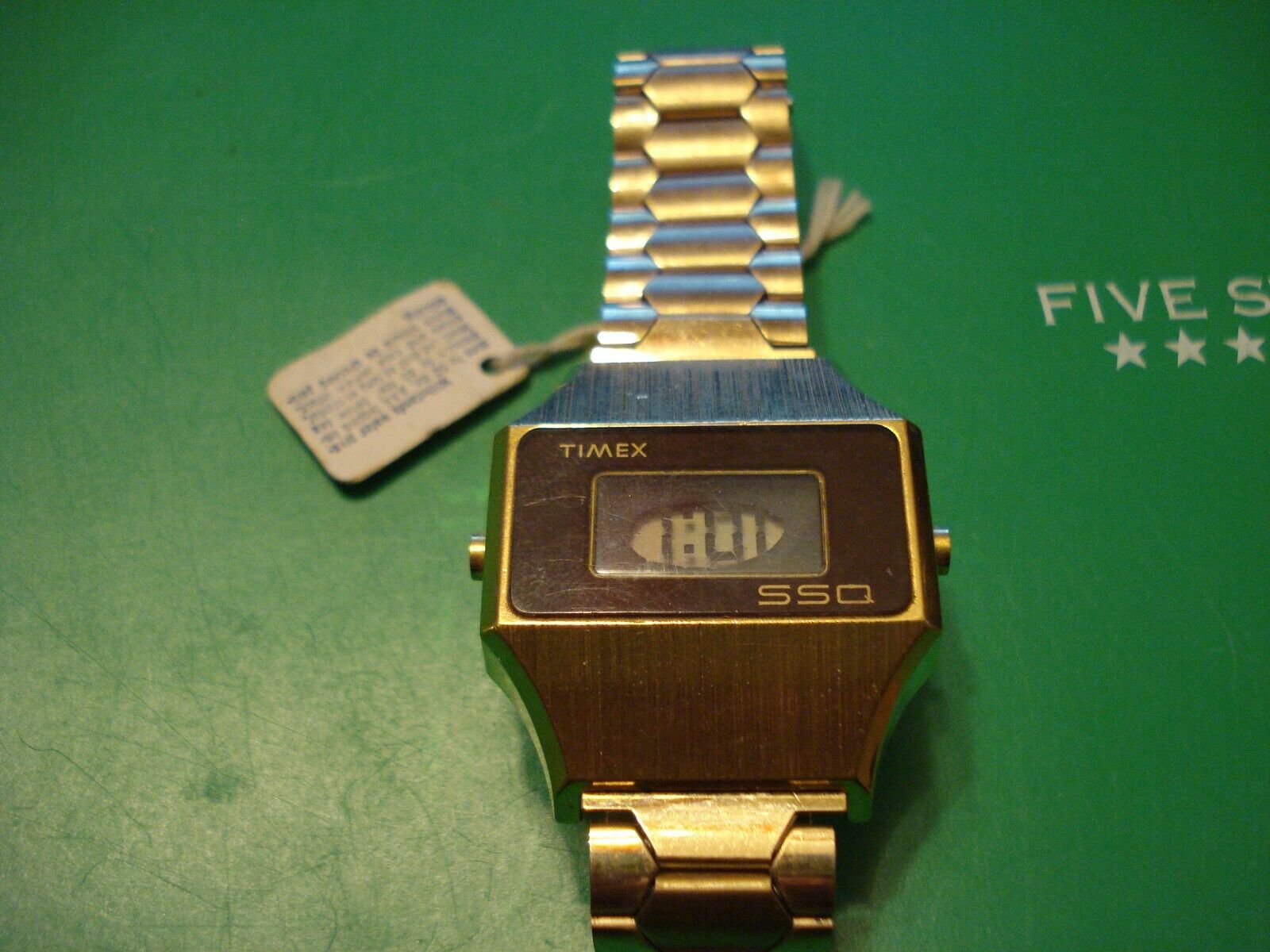 NEW ULTRA RARE VINTAGE TIMEX SSQ 10KT GOLD MEN'S WATCH H NEW ULTRA RARE VINTAGE TIMEX SSQ 10KT GOLD MEN'S WATCH H