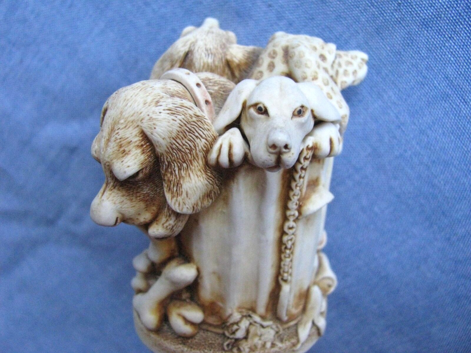 HARMONY KINGDOM TREASURE JESTS NIC NAC PADDY WHACK DOGS IN TRASH CAN 1996 NICE