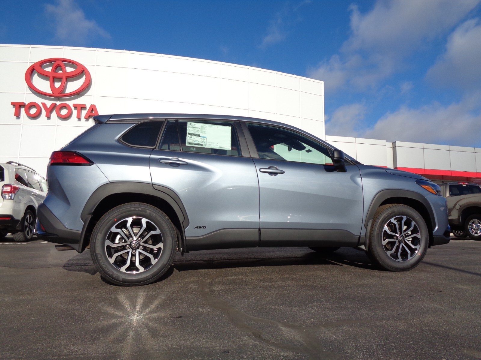 Brand New 2024 Toyota Corolla Cross S Hybrid Awd Wireless Carplay