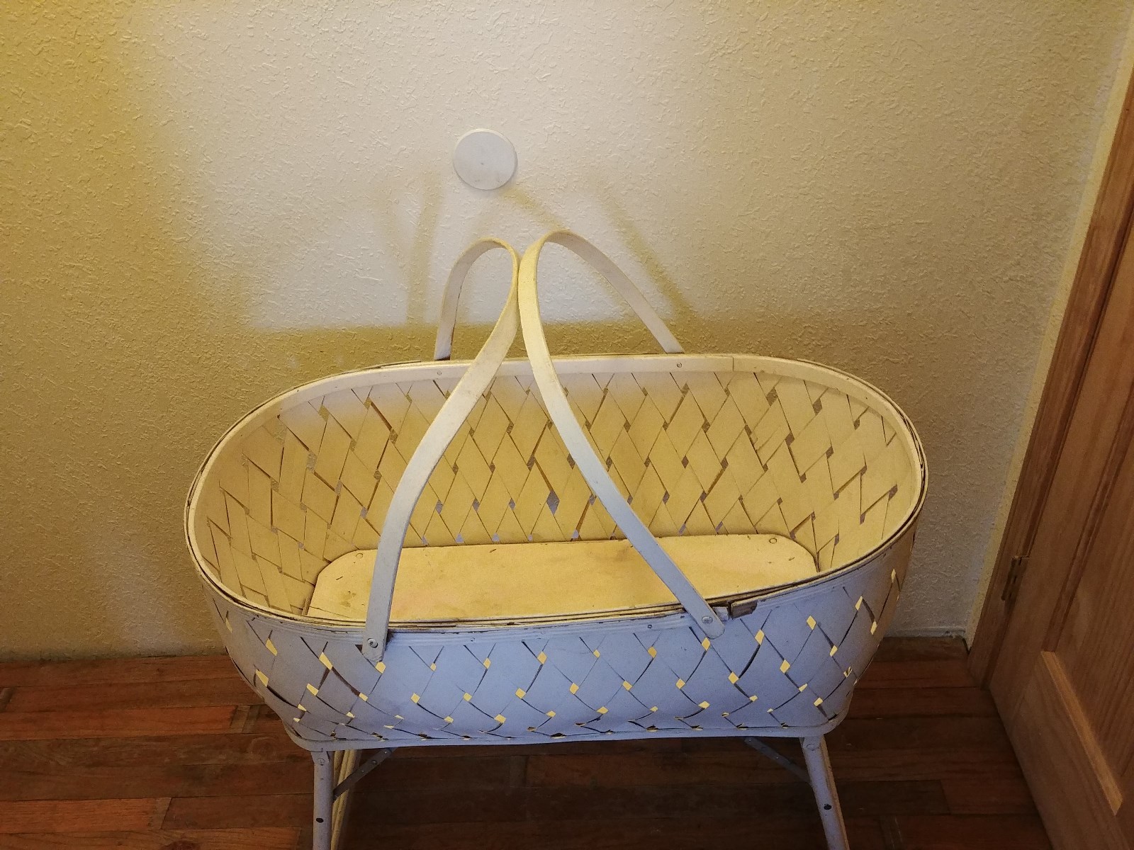 VINTAGE WOOD SLAT WOOVEN BABY BASSINET