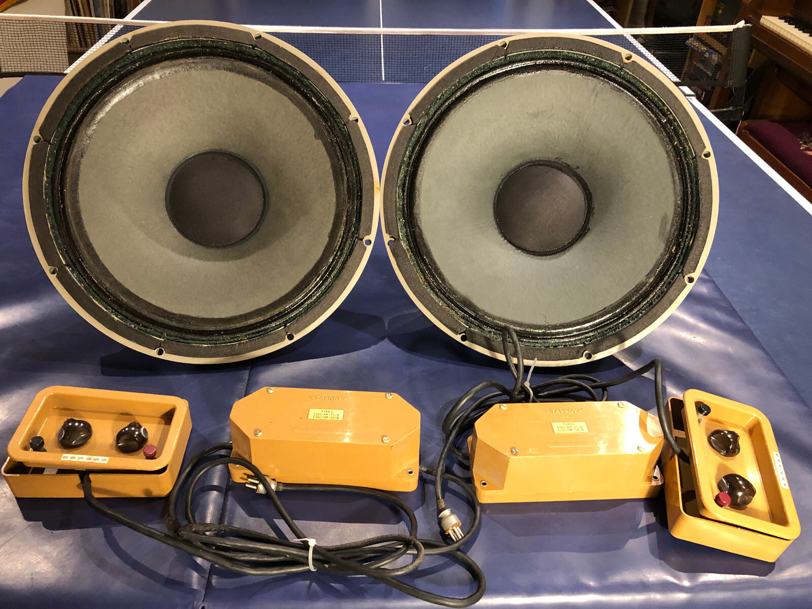 TANNOY MONITOR GOLD LSU/HFⅢ.LZ/8/U 2台