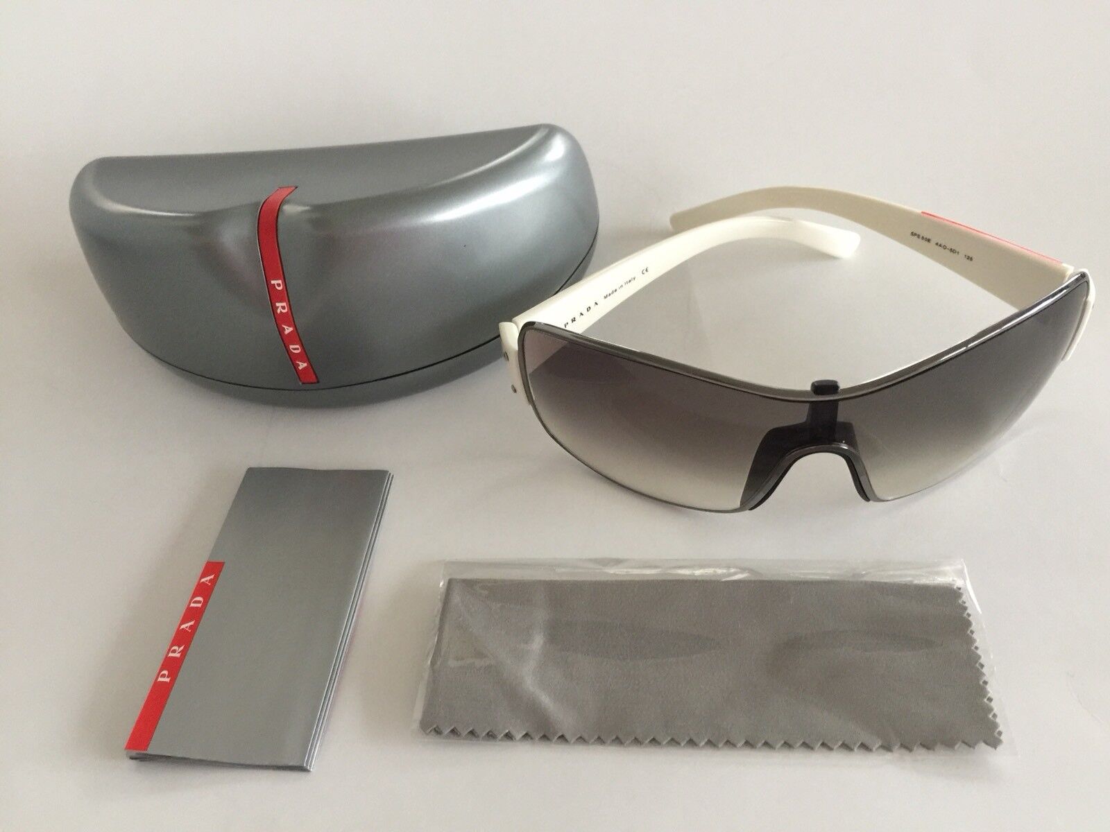 近年モデル PRADA sunglasses case 付属品完備 22ss Prada Case Sunglasses Black Eyeglasses Hard Box Cloth