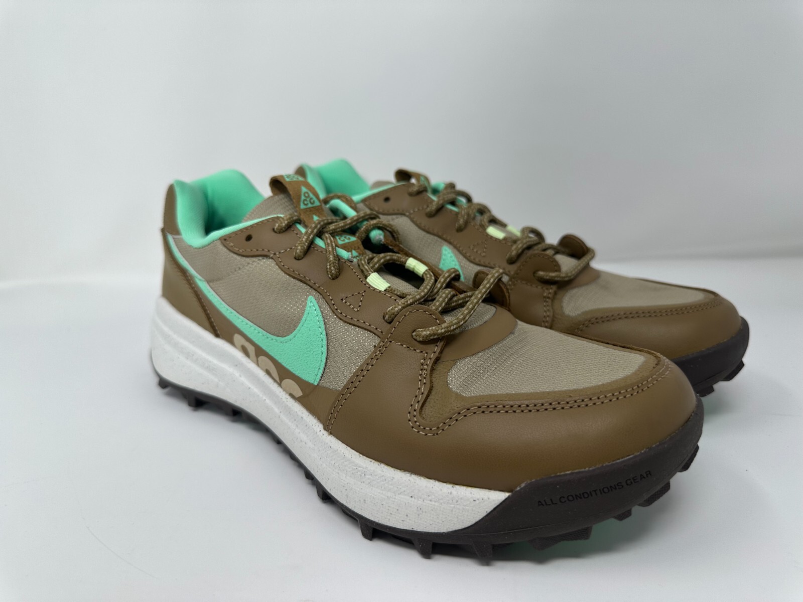 tx0000　Nike ACG Lowcate Amazon.com | Nike ACG Lowcate Cacao Wow/Black/Cacao Wow