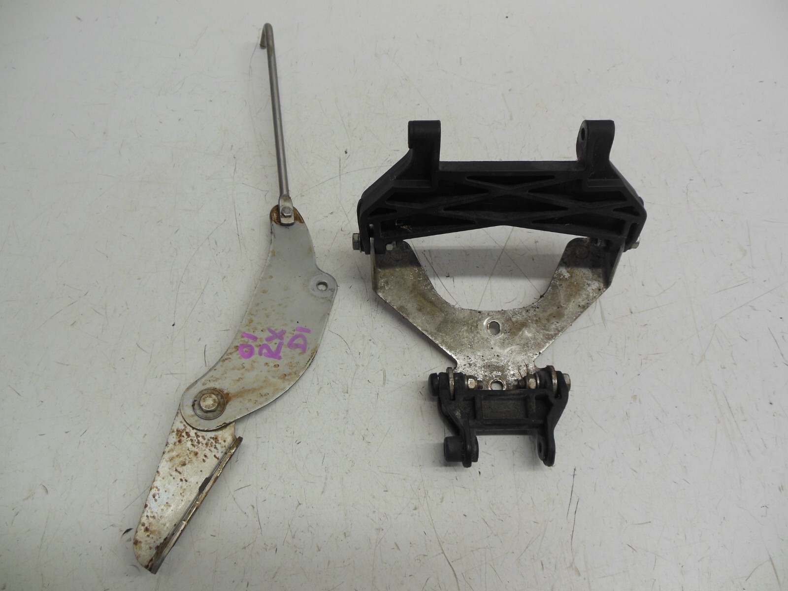 DD41 Seadoo RX DI 947 951 2001 Hood Hinge 269500708 | eBay