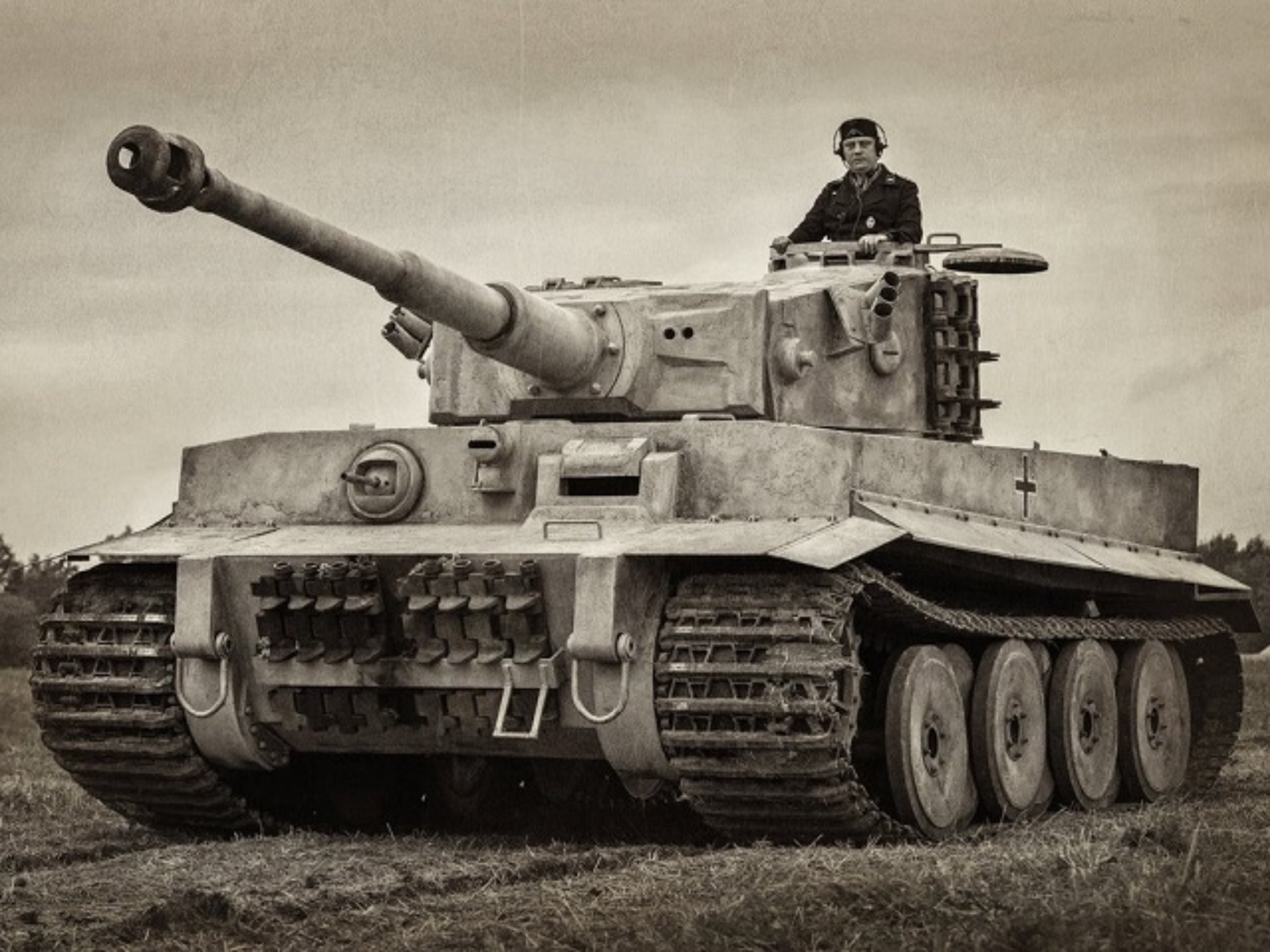 WW2 Photo WWII German Tiger I Pzkpfw. VI Panzer World War WW2 Photo WWII German Tiger I Pzkpfw. VI Panzer World War