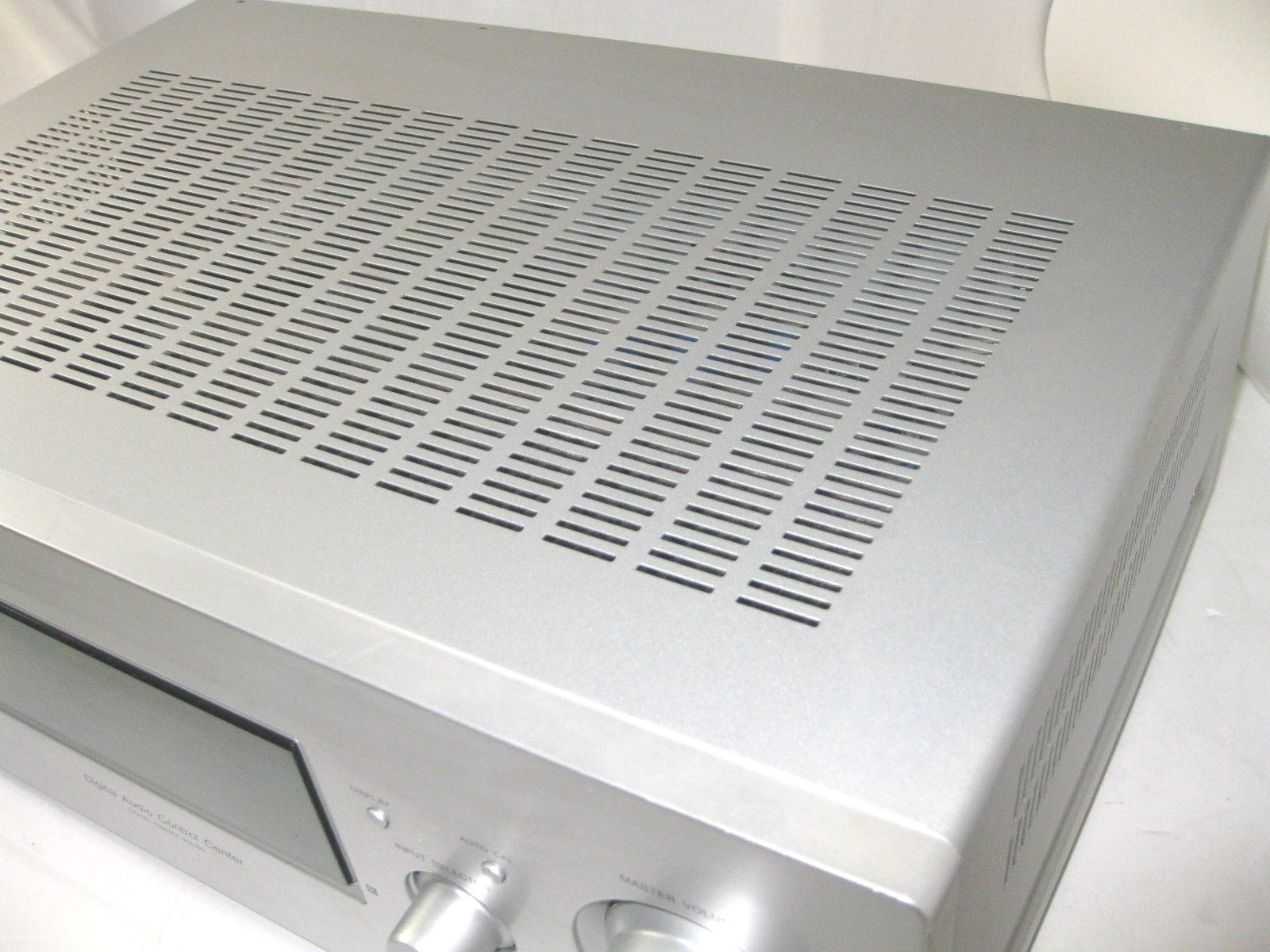 Sony STRK790 5.1 Channel 100 Watt Home Theater Digital Audio Receiver Amplifier