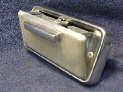 1961-66 Studebaker Lark-type Cars & Station Wagons ~ Rear Ash Tray Assembly