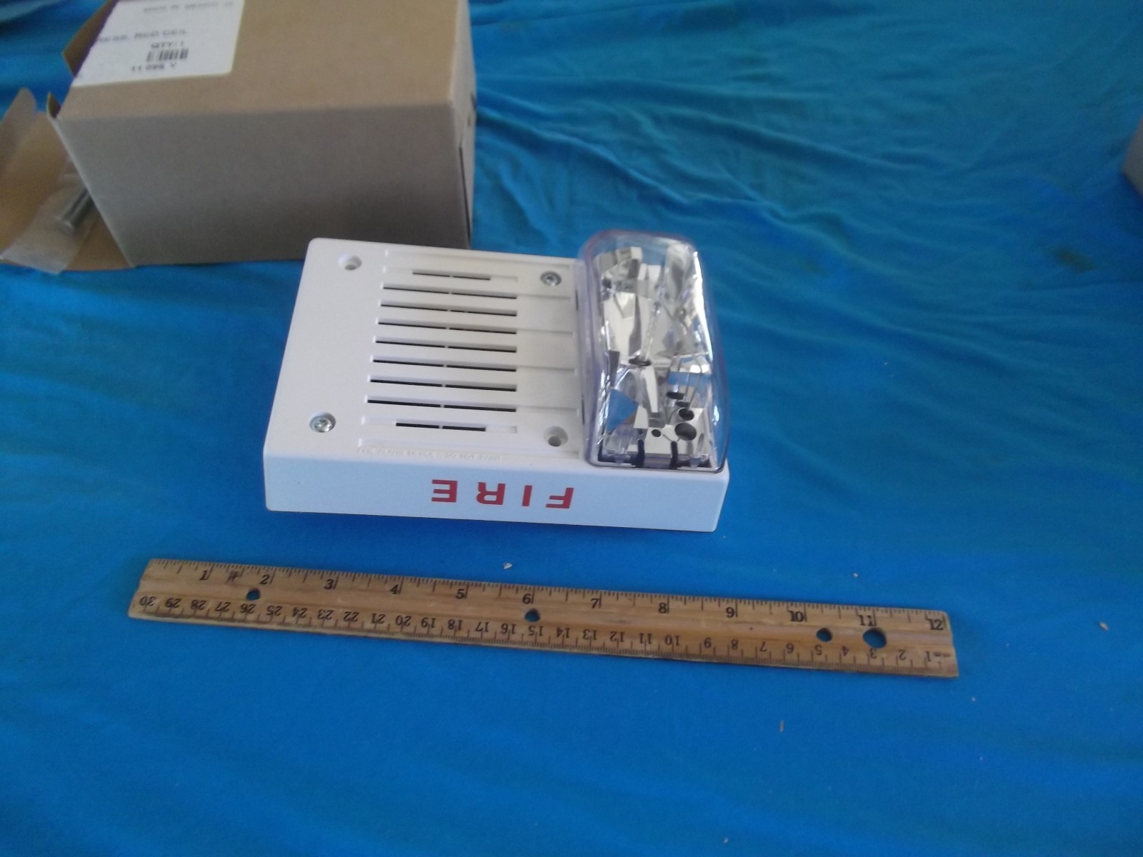 SIMPLEX PID 4906-9130 A/V WHITE CEILING HORN P/N0743257 FIRE ALARM STROBE SEALED