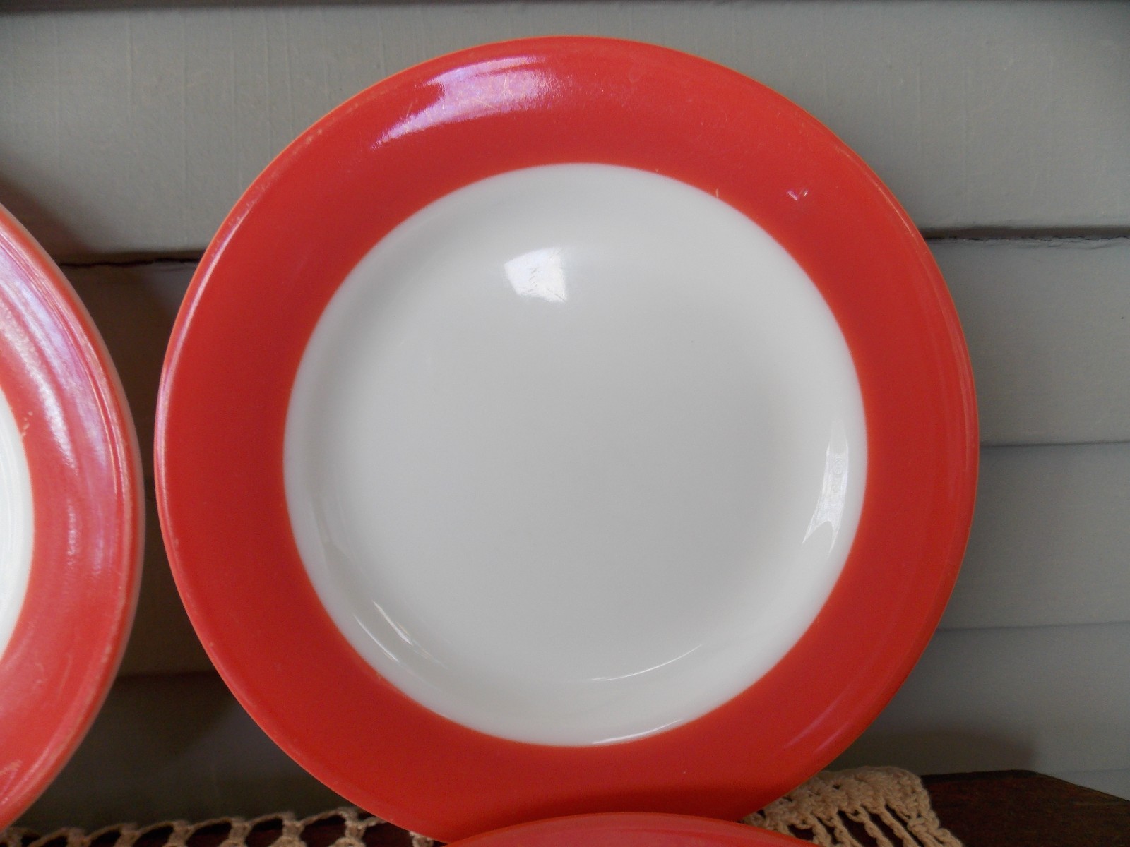 Set of 4 Vintage Pyrex Flamingo Pink Band Salad Plates 8 1/4