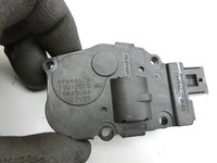 Mercedes X253 15-19 Luftklappenstellmotor Stellmotor Pos.1 Mercedes X253 15-19 14.09.2015 T944554A 31072015 EFB461... Vorschau 2