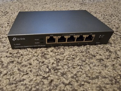 TP-Link Omada ER605 V1.6 5-Port Gigabit Multi-WAN VPN Router