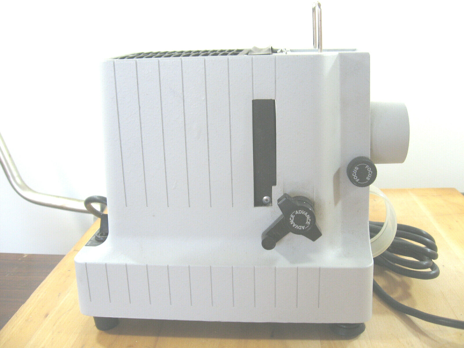 ~ Vintage Working Dukane 300 Film Strip Presentation Projector 28A33A ~ Working