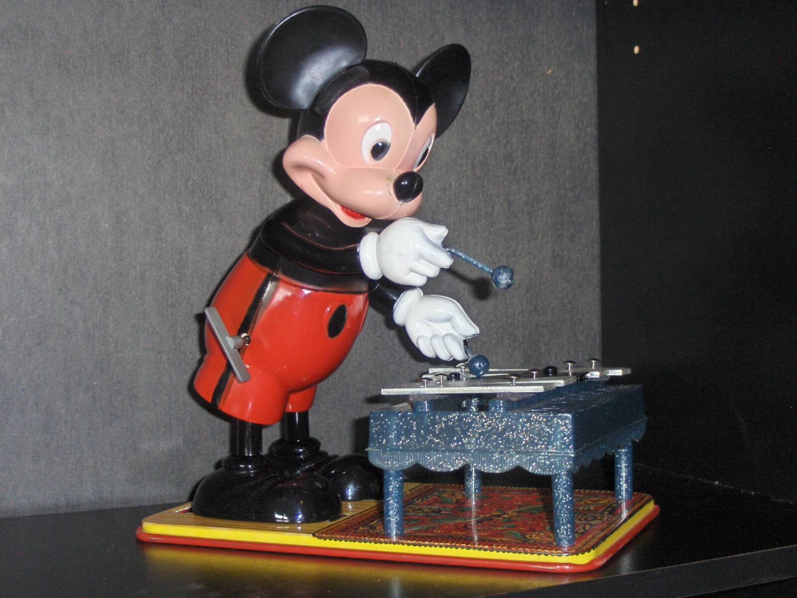 1950's US Made Marx Mickey Mouse The Musician Xylophone Player Wind Up W/ OB NMC