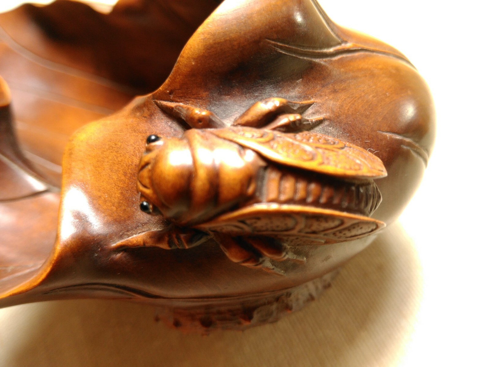 Chinese SIGNED Boxwood Carving Lotus Leaf with Cicadas Tea Scoop. RARE detail.