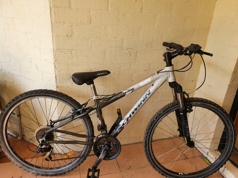 schwinn mesa gs mountain bike