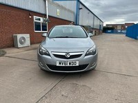2011 Vauxhall Astra 2.0 CDTi ecoFLEX SRi Euro 5 (s/s) 5dr HATCHBACK Diesel Manua