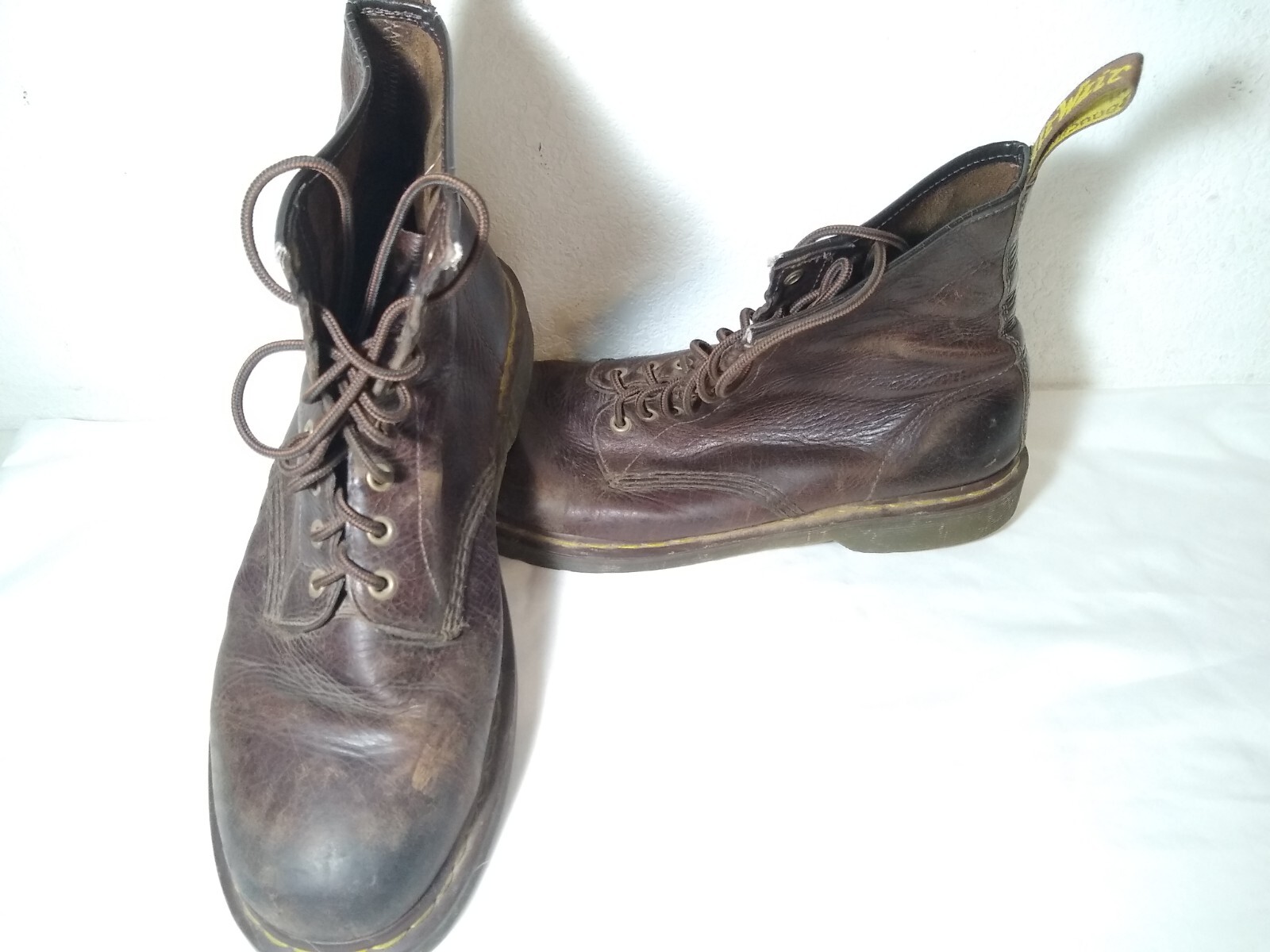 Dr Doc Martens Air Wair 11822 Brown Leather Combat Work Boots-Mens 13- FREE S&H