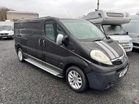 Vauxhall vivaro 2 berth camper 5 seats and 5 belts in good condition
