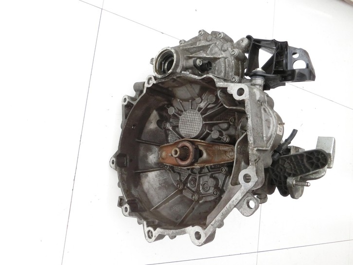Seat Mii KF1 11-16 1,0 55KW QCG Schaltgetriebe Getriebe QCG Seat Mii KF1 11-16 30.03.2016 0CF300044H 1S0711046... Vorschau 7