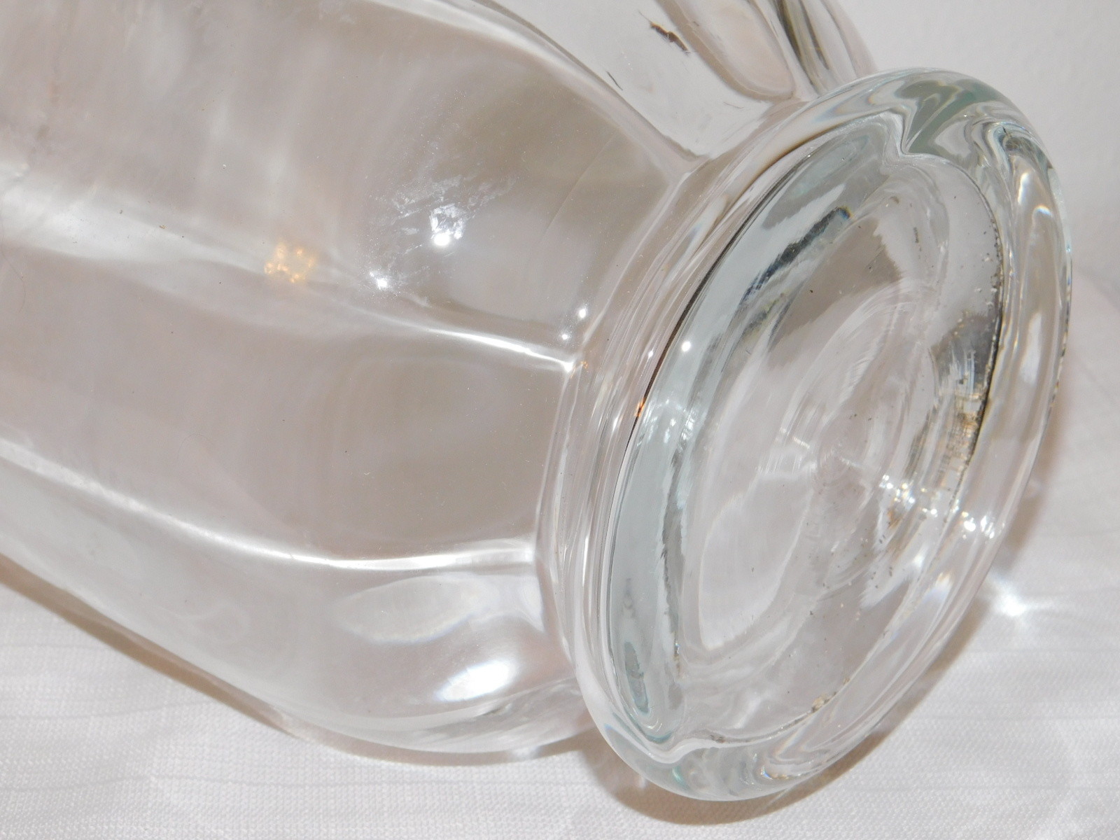 New Hand Blown Glass Hurricane Candle Holder Vase Scalloped Edge 16