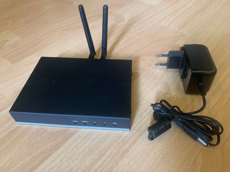 GSM VOIP шлюз с блютус Gempro GP-712