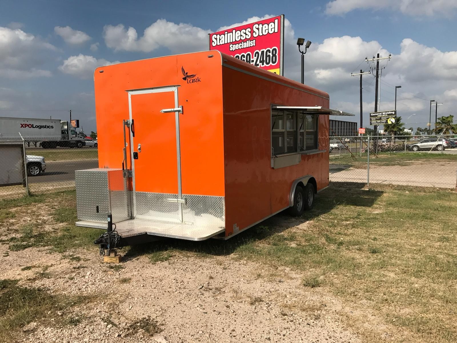 food trailer 20ft used for 1 year