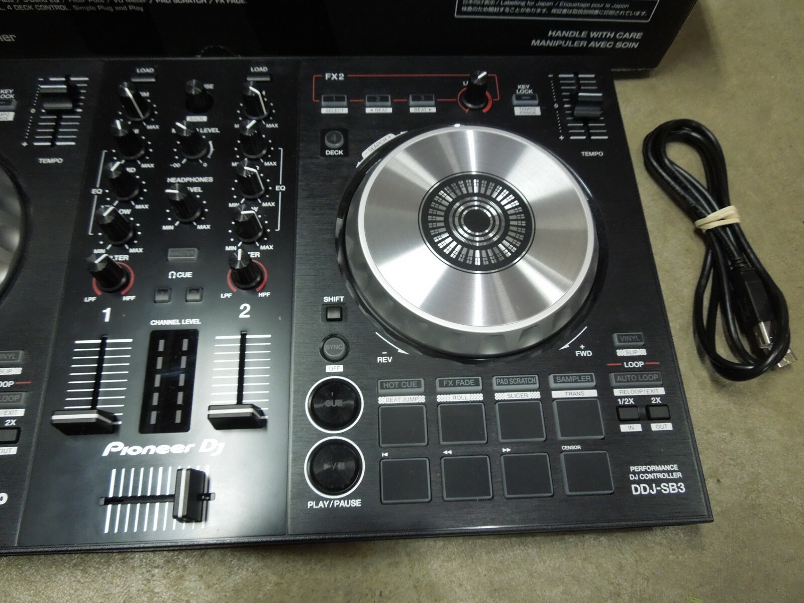 Pioneer DJ DDJ-SB3 Portable 2-Channel Serato DJ Lite Controller W/ Box