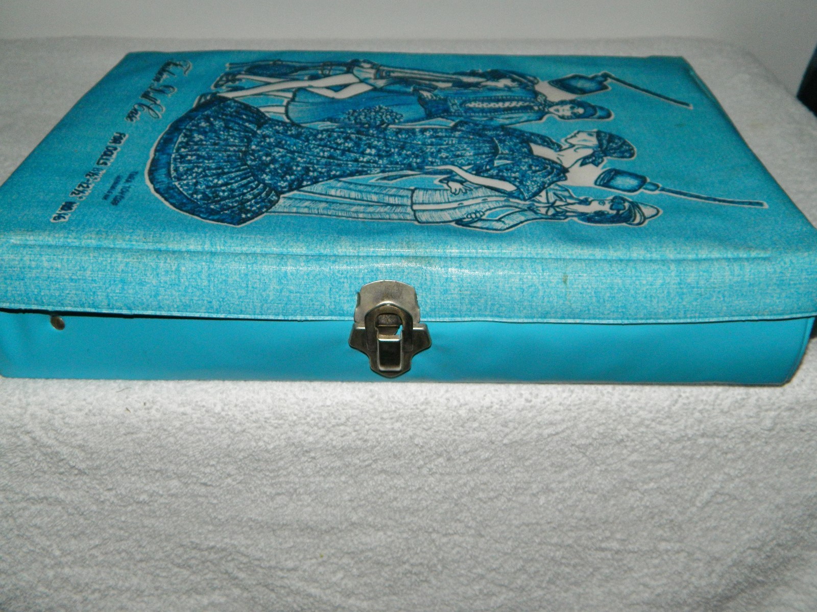 Vintage Tara Toy Corp Textured Blue Fashion Doll Case No. 16 Fits Barbie