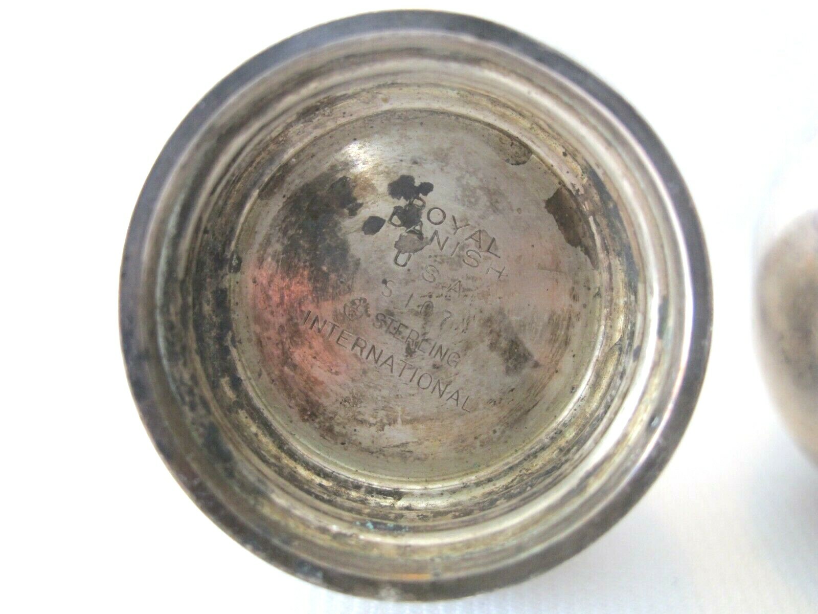 Vtg Royal Danish Sterling Silver International Salt & Pepper Shaker 141 Gms.