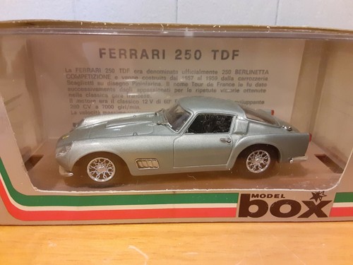 1/43 Model BOX フェラーリ 250 GT Stradale 1/43 Model BOX フェラーリ 250 GT Stradale