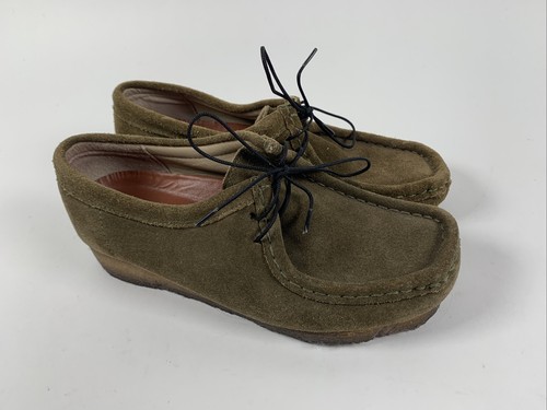 Women's Clarks Originals 78102 Wallabees Green Beeswax