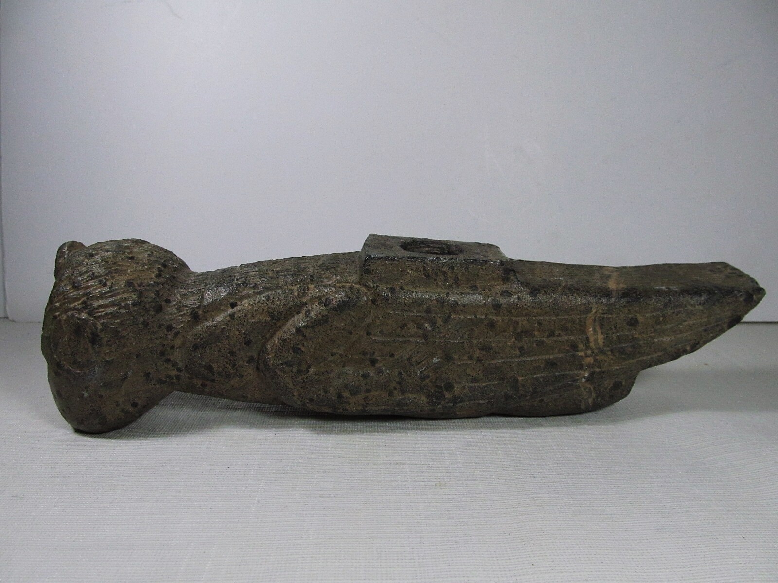 EFFIGY CARVED ONE OF A KIND NATIVE AMERICAN AUTHENTIC STONE PIPE