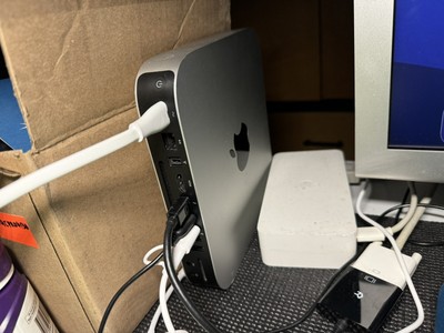 Apple Mac Mini (Mid-2011) Core i5-2415M @ 2.3 GHz/ 8 GB RAM/ 256GB SSD/ Monterey