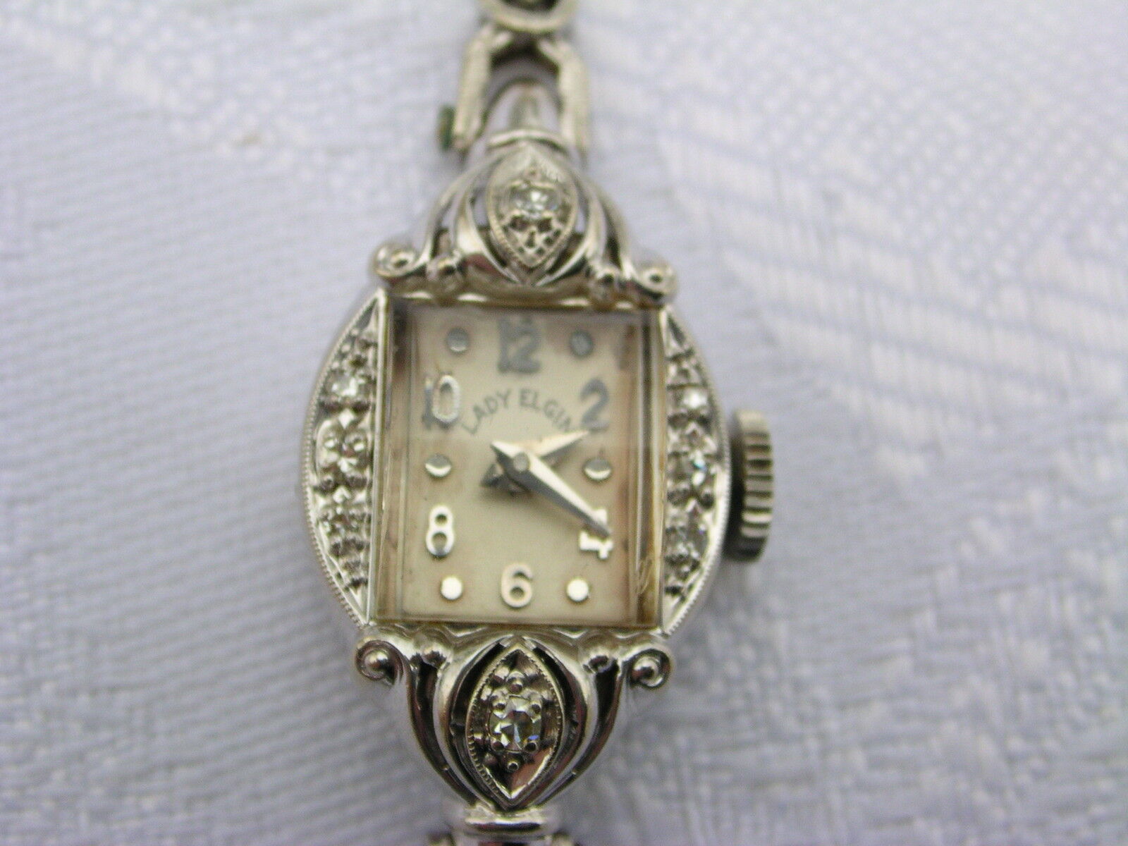 VINTAGE WOMEN'S 14K WHITE GOLD 23 JEWEL LADY ELGIN WATCH W VINTAGE WOMEN'S 14K WHITE GOLD 23 JEWEL LADY ELGIN WATCH W