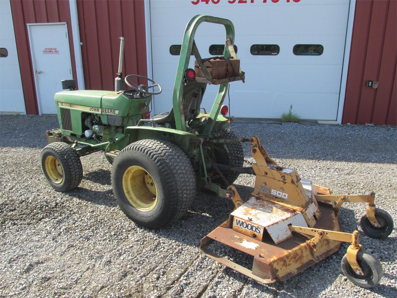 1995 JOHN DEERE 650 COMPACT TRACTOR 3 POINT YANMAR DIESEL 2WD WOODS FINISH MOWER