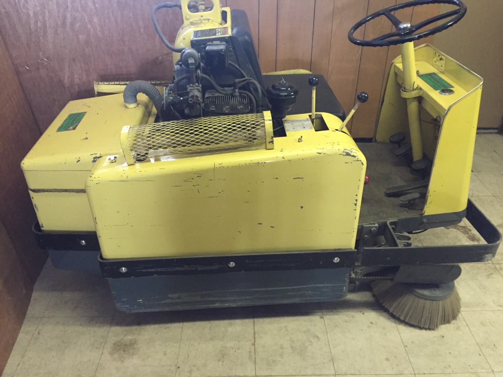 Wayne Model 704 Sweeper