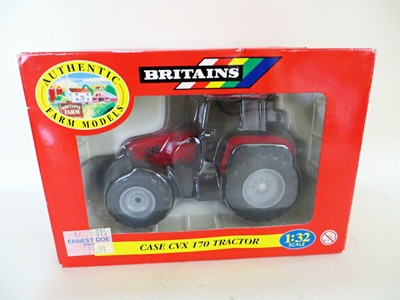 BRITAINS 40063 ''CASE CVX-170 FARM TRACTOR'' 1:32. MIB/BOXED
