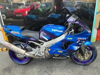 Kawasaki ZX9r