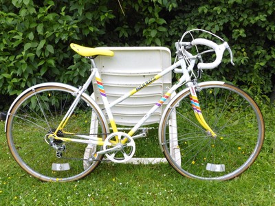 Vintage Dawes Ladies Road Bike, 21 Inch Frame, 700C Alloy Wheels, Ready-to-Ride