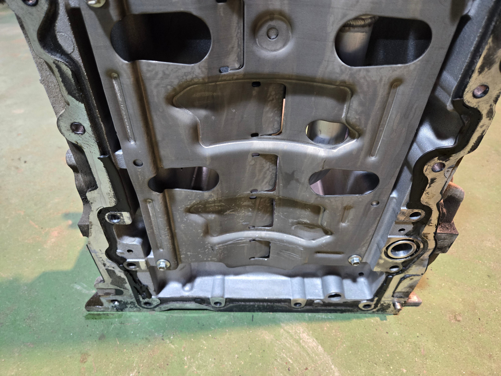 6.7L Powerstroke Upper Oil Pan DC3Q-6676-AC - Picture 2 of 11