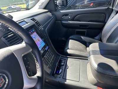 image 12 of interior