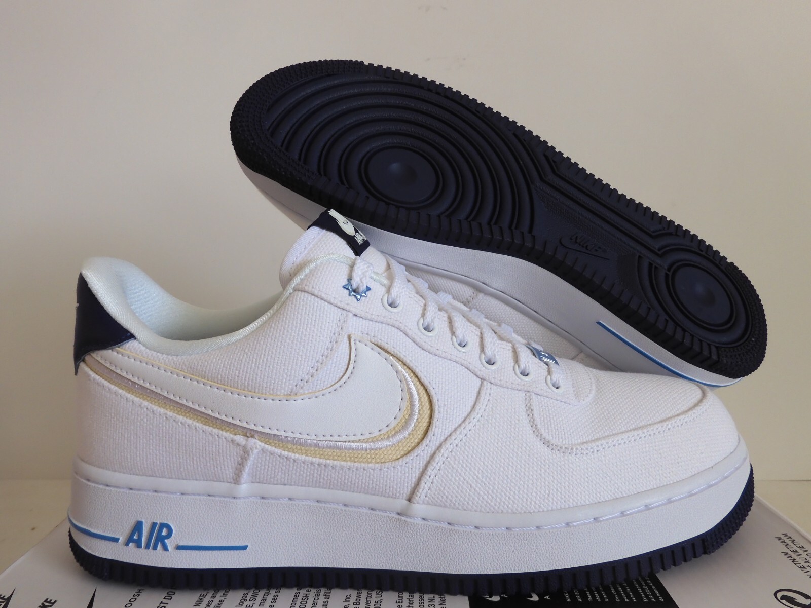 NIKE AIR FORCE 1 PREMIUM 