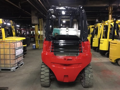 2015 Linde 9000 Lb Forklift Solid Pneumatic With 2 Stage Mast