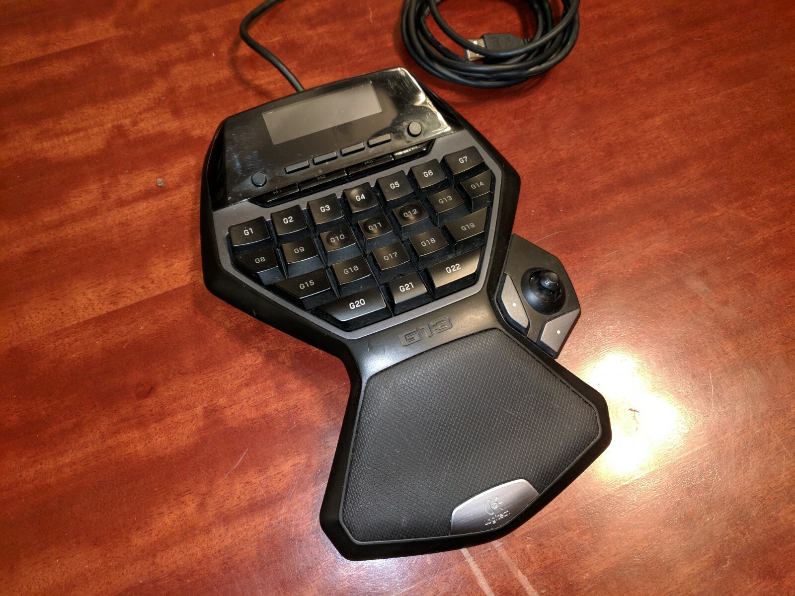 Logitech G13 Programmable Gameboard with LCD Display