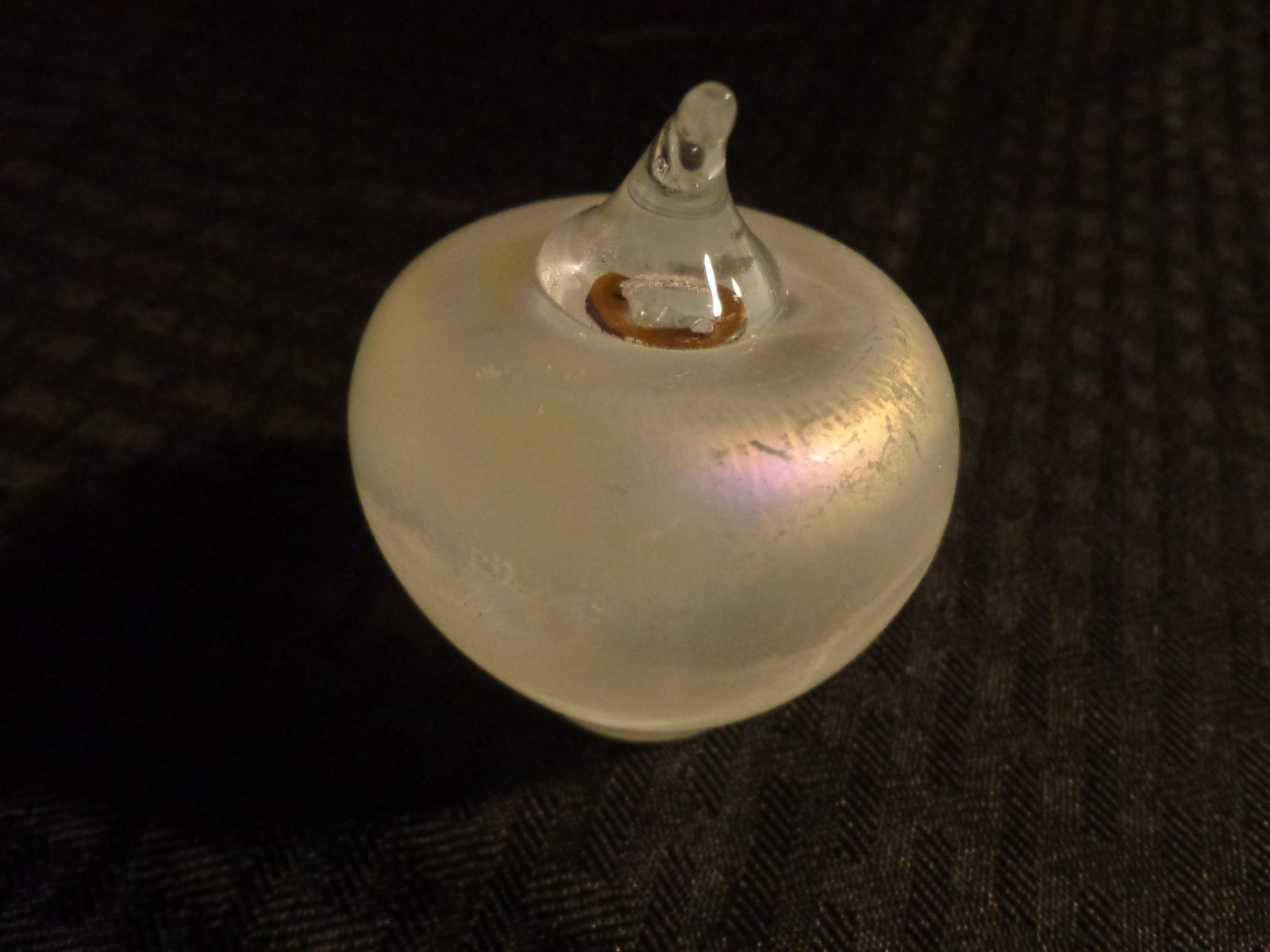 Signed Levi LeVay Apple Art Glass Paperweight  Iridescent Paper Weight