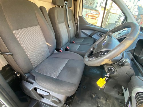 Ford Transit Custom image