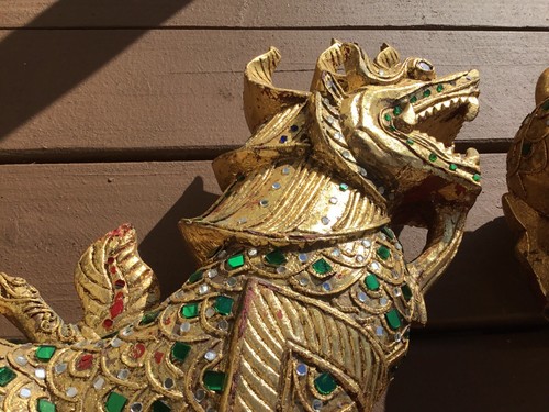 HAND CARVED  Beaded & Jeweled hardwood Foo Dog/Fu Dog Temple Lion